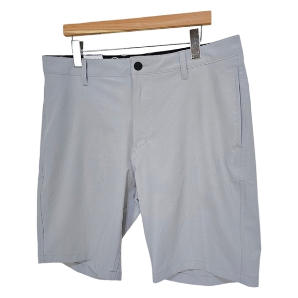 Hurley All Day Hybrid Shorts Gray Size 36 Quick Dry Reflective 4 Way Stretch NWT - Picture 2 of 9
